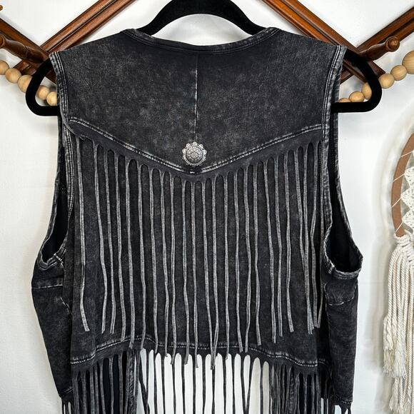 Harley Davidson Black Super Fringe Motorcycle Vest - Picture 6 of 6